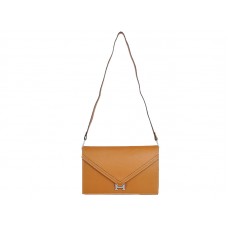 Pochette Hermes Pilot Envelope Camel con finiture argentate