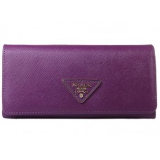 Portafoglio Prada in pelle Saffiano con logo triangolare viola