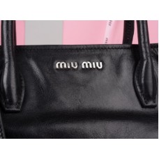 Borsa a mano in pelle smaltata Miu Miu nera