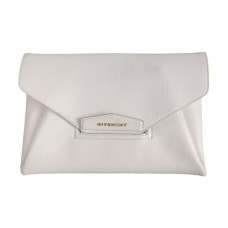 Givenchy Antigona Envelope Clutch in pelle martellata bianca