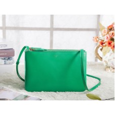 Borsa a tracolla Celine Mini Trio verde chiaro