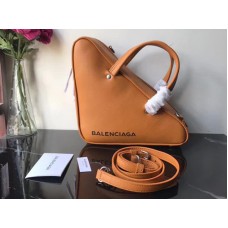 Balenciaga Triangle Duffle S Marrone 18062557