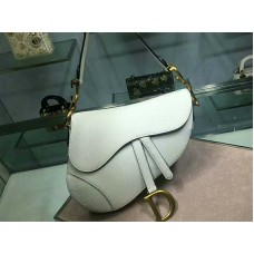 Borsa Dior Saddle in pelle di vitello con finiture dorate bianca m0446l3