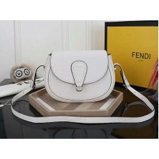 Borsa a tracolla in pelle Fendi Saddlebag bianca