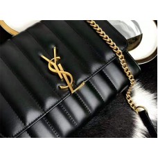 Saint Laurent Vicky Medium in pelle di agnello matelassé nera