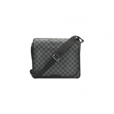 Louis Vuitton Damier Grafite Daniel Mm