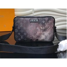 Borsa a tracolla Louis Vuitton Monogram Galaxy Alpha m44165