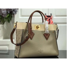 Louis Vuitton On My Side Pelle di vitello grigia m53823